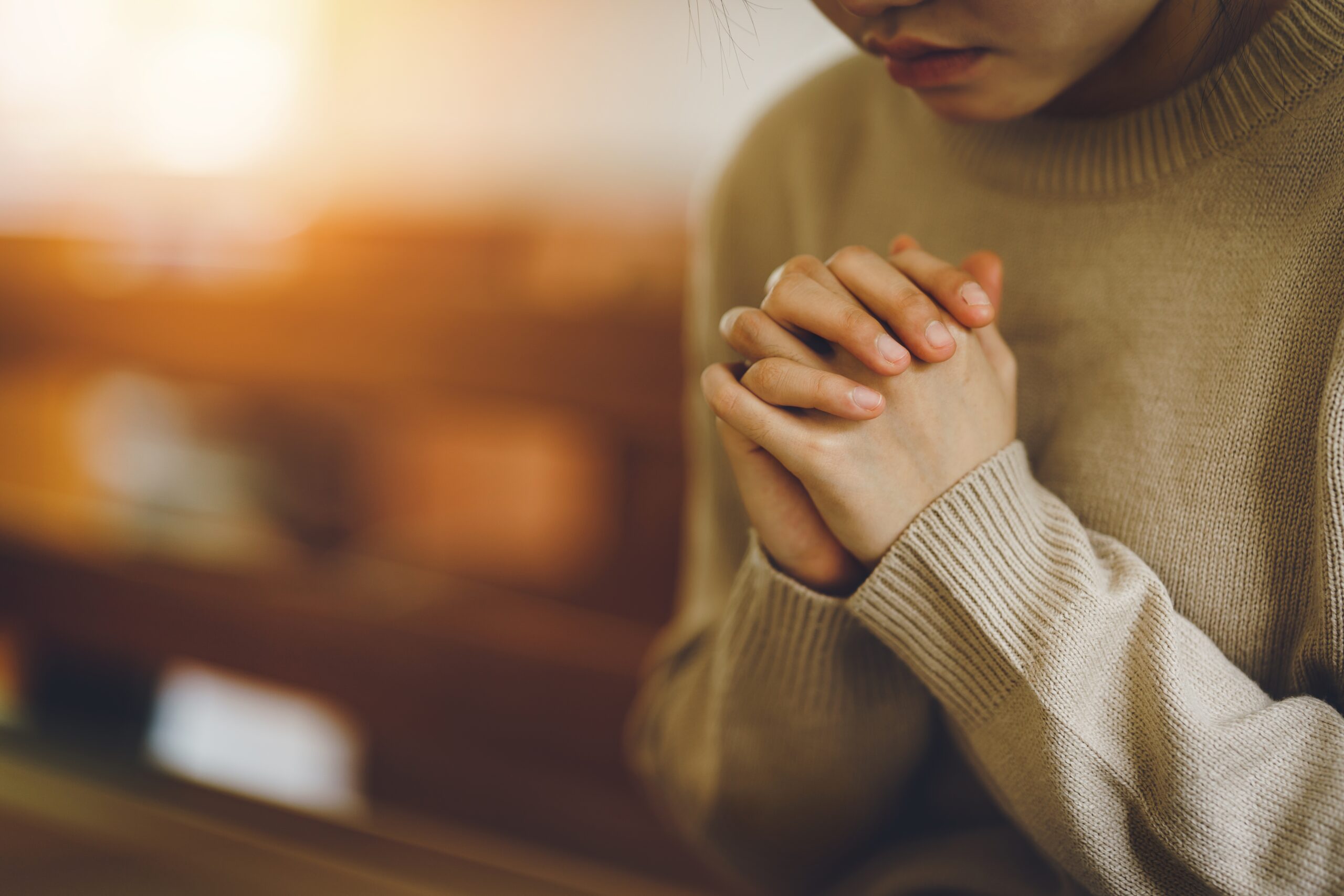 Christian,Life,Crisis,Prayer,To,God.,Women,Pray,For,God